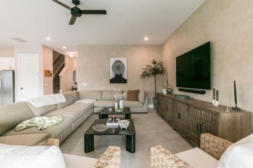 Orlando Villa 6610