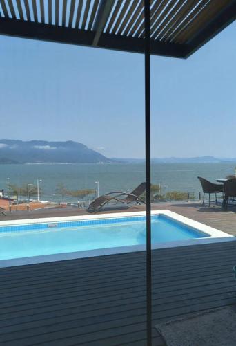 Vivatemporada-Residencial sea view and sunset in Ribeirao da Ilha