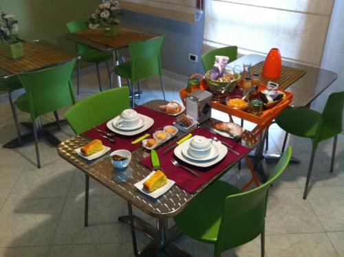 B&B Elia's - image 2