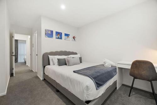Coronet Adventure Villa | Arthurs Point Stay Near Ski & Hot Pools - image 6