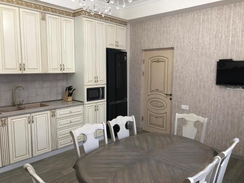 Family home AYT in อาวาน