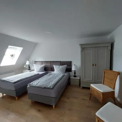 FeWo Dreiseitenblick Komfort mit 2 Schlafzimmern in Bad Doberan, Deutschland