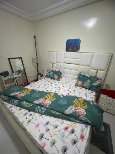 lulu glamour temple in Grand-Yoff