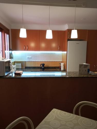 Apartamento entre playa y montaña (Apartamento entre playa y montana) in Sanet y Negrals