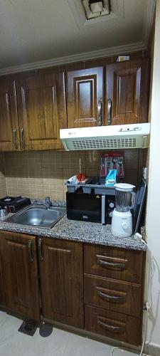 Daily basis furnished studio flat, Dubaï (photo 4)