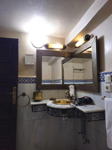 Riad Fes Bab Rcif Suite &Spa - image 5