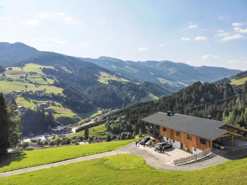 Apartment Chalet Edelweiß by Interhome