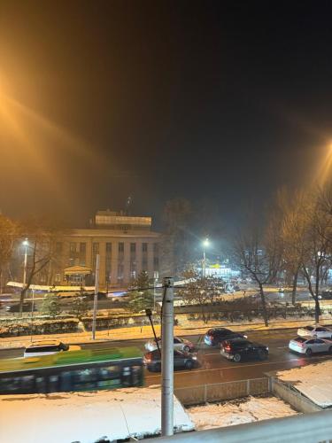 Светлая, уютная квартира в стратегическом районе, Almaty (foto 6)