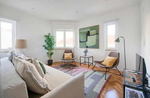 Charming Graça Flat w Balcony, by TimeCooler, Lisabon