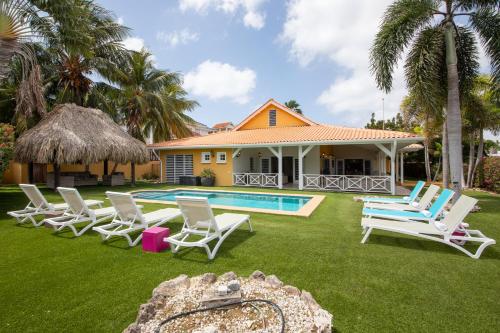Villa Sonrisa, loopafstand naar het strand, Jan Thiel