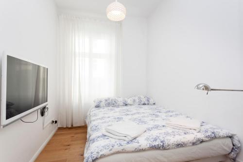 Three-Bedroom Apartment image 6