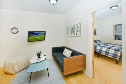 102-1A Best Value 2BR Apt Near Central Park, New York (Foto 7)
