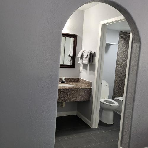 Hotel 2 Double Beds Studio 135 & Hot tub in Livingston, USA