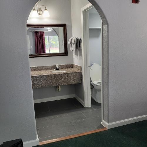 Hotel 2 Double Beds Studio 135 & Hot tub in Livingston, USA