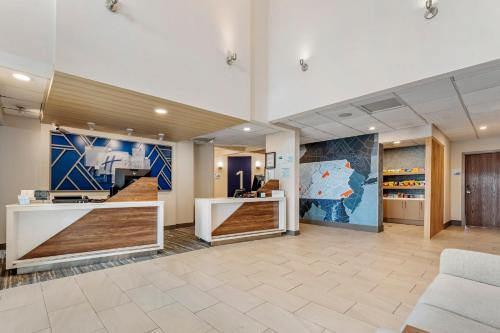  Holiday Inn Express Pittsburgh E - Waterfront Dr, an IHG Hotel, Allegheny