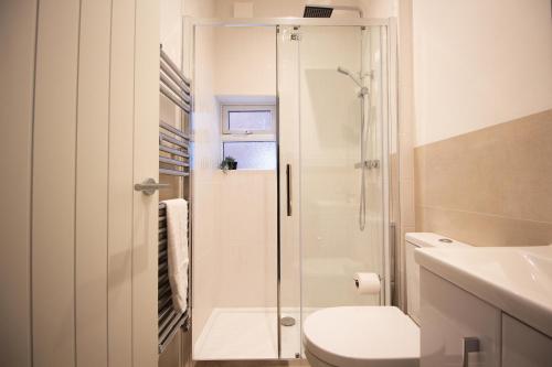 Stylish Cosy 4-Bed Home, Sleeps Up To 10 With Large Sofa Bed, Near Manchester Royal Infirmary & Universities, Free Parking & Ultra-Fast WiFi, Manchester (fotografie 7)