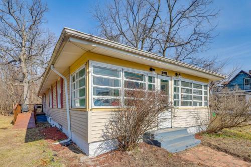 Dog-Friendly Michigan City Home - 3 Mi to Beach! in Michigan City, USA