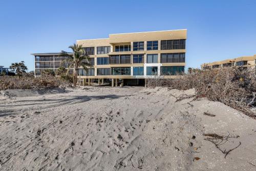 Luxury Sanibel Condo with Ocean View - Steps to Beach - image 23