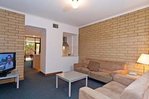 Comfort Inn & Suites Sombrero Room Type - Three-Bedroom Apartment