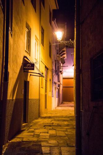 Miragaia House - Tap to explore photos
