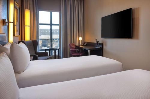DoubleTree by Hilton Edinburgh City Centre - image 8