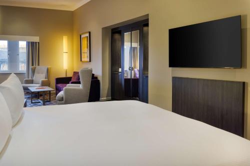 DoubleTree by Hilton Edinburgh City Centre - main image