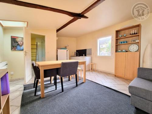 Charmant gîte avec WIFI aux portes de Paris - FR-1-527-97 (Charmant gite avec WIFI aux portes de Paris - FR-1-527-97) in Mareil-Marly