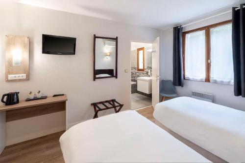 Logis Aurea Hotel - image 2