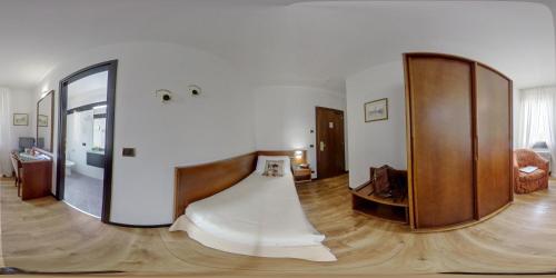 Hotel Daunia - main image