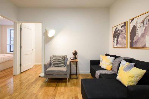109-1 Huge 3BR Best Value - NYC Apt, New York (Foto 7)
