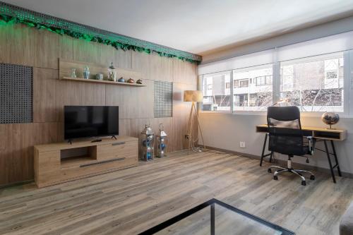 One-Bedroom Apartment image 10