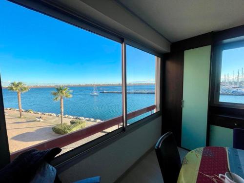 Apartment room in T2 Spacieux Proche Plage Parking Privé - FR-1-796-82
