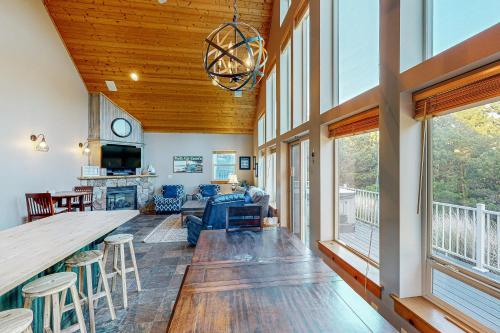 Dory Days Beach House in Pacific City (OR)