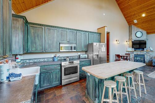 Dory Days Beach House in Pacific City (OR)