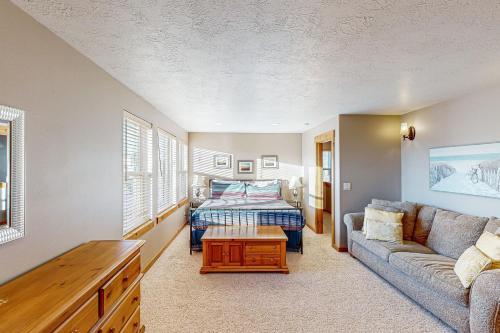 Dory Days Beach House in Pacific City (OR)