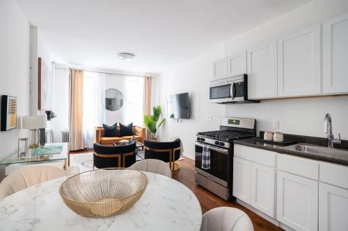 1288-3RN New Renovated 1 Bedroom in UES, New York (Foto 8)