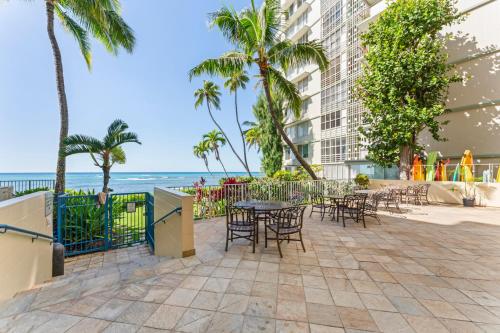 Exterior view, Sanctuary by the Sea/Studio Apt. in Diamond Head