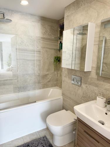 Luxury Penthouse with Private Hot Tub Overlooking Leeds City Centre, Leeds (Foto 8)