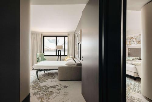 Hilton Amsterdam Airport Schiphol - image 19