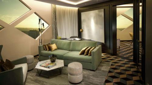 Hilton Amsterdam Airport Schiphol - image 3
