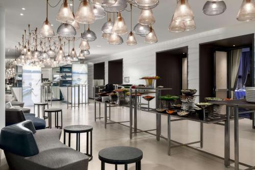 Hilton Amsterdam Airport Schiphol - image 33