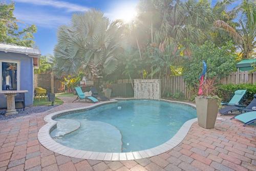 Kiki 5 - Men's Clothing optional Guest Houses, Fort Lauderdale