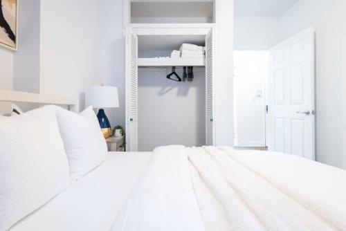 1435-2 3 Bedrooms 2 Bath WD UES, New York (photo 10)