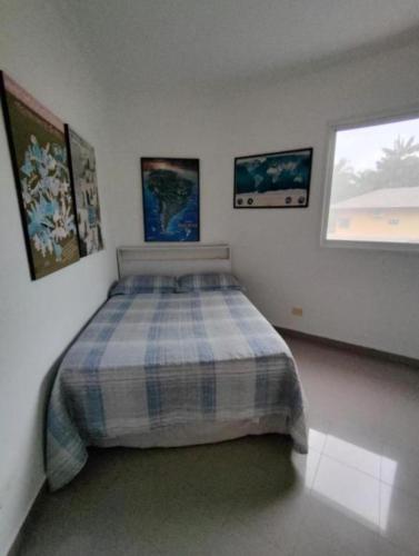 Casa com piscina 2 Guarujá enseada