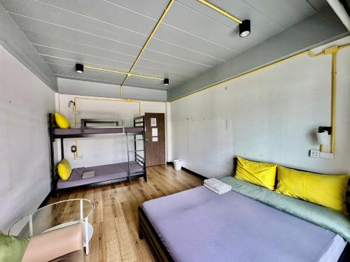 เบสต์ เบด แบงค็อก สุวรรณภูมิ โฮสเทล (Best Bed Bangkok Suvarnabhumi Hostel) near วัดลาดกระบัง