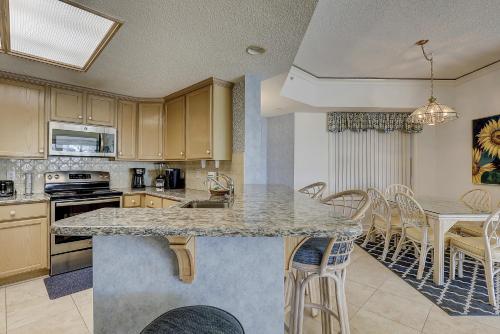 5106 Hampton Place 2 BR Oceanfront in Hilton Head Island (SC)