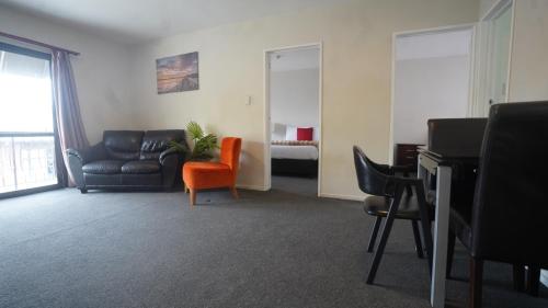 Two-Bedroom Apartment image 4