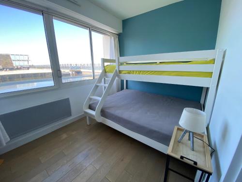 Apartment (4 Adults) image 1