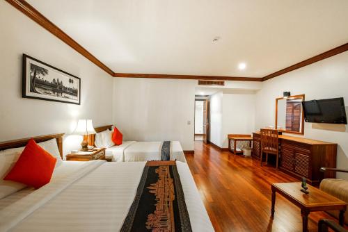 Royal Crown Hotel & Spa Room Type - Deluxe Family Room