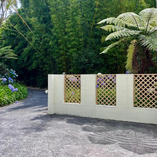المرافق, Kitchen Garden Studio Bed and Breakfast in Titirangi